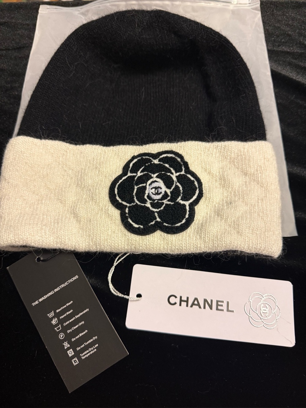 Black & Cream Camellia Knit Hat NWT